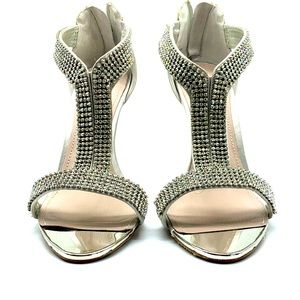 Glint Devyn silver T strap Rhinestone pump heels cocktail size 6.5